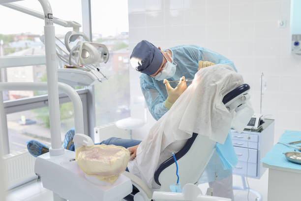 Best Emergency Tooth Extraction in Laureles, TX